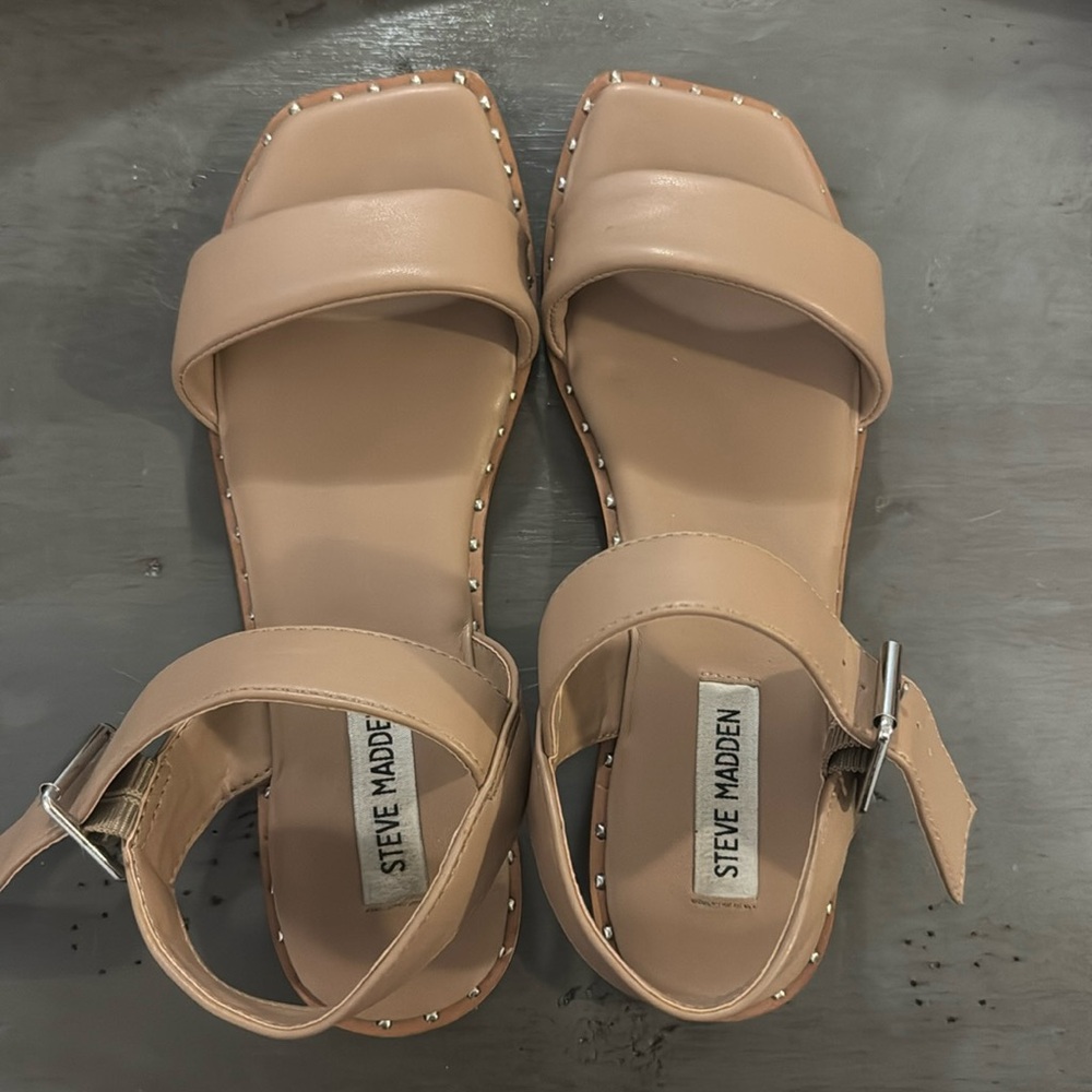 Tan Steve Madden Sandals